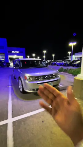 Just couple of things I thought were cool in the Ford Flex 😎 #ford #fordflex #cars #coolcars #carsoftiktok #viralvideo #fyp #fyt #fordusa #carreview 