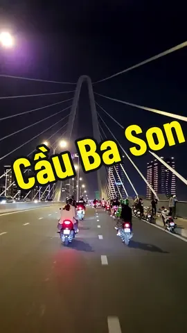 Cầu Ba Son (cầu Thủ Thiêm 2) vào buổi tối #saigon #night #motobike 