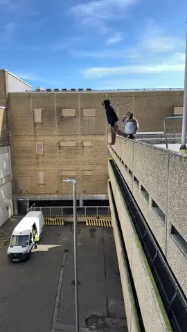 Blud said 🚶🏾 #freerunning #parkour #extreme #extemesports #Fitness 