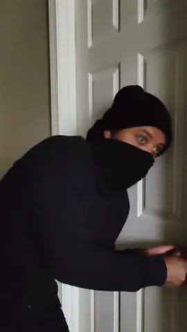 Mi primer día como ladrón 😳 #luchito #humor #comedia 