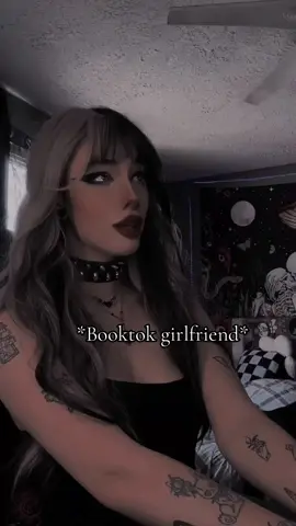 Ill defend all the red flags in my books 🫡 #fypシ゚ #makeitvirаl #foryoupage #fyp #viralvideo #BookTok #bookgirlies #darkromance #darkromancebooks #algrorithm #algrorithmputthisonthefyp 