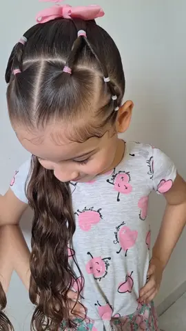 Algumas de nossas inspirações🫶#penteadoinfantil #peinados #penteados #babyhair #hairtutorials #dica 