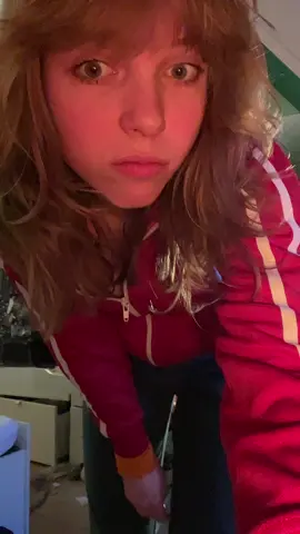 Fighting 45 yo men at the recordstore in my fred perry 🩷