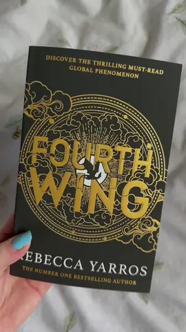 As a paperback girly I have been very excited for the release of Fourth Wing, the black cover is stunning as well!😍  #BookTok #ukbooktok #books #reading #bookhaul #fourthwing #paperback #fyp 