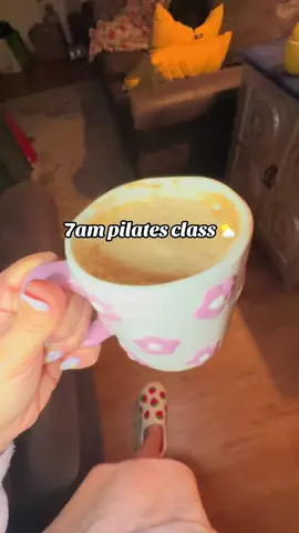 Friday vibes🦋  #fypシ #fyp #Lifestyle #MomsofTikTok #girlmom #dayinmylife #capcut #fitnessmotivation #clubpilates #workoutroutine #friday 