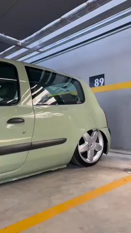 🔥🔥 CLIO 🔥🔥  #autosbajos #modelturbo #paratiiiiiiiiiiiiiiiiiiiiiiiiiiiiiii #viral #renault #clio #ploteo #sabado 