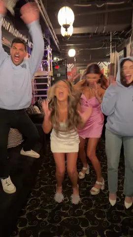 🫨🫨🫨 @chicksintheoffice @Taylor Lautner 