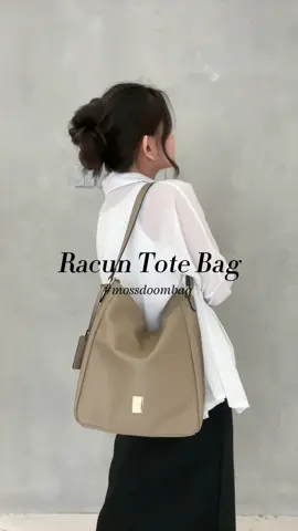 Tas tempur andalan aku kalo kemana-mana!!🤩✨@MOSSDOOM  CO sebelum nyesel😜  #totebag #rekomendasitas #taskekinian #wajibpunya #goodquality #localbrand 