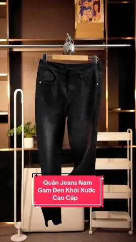 Siêu phẩm cập bến: Mẫu Quần Jeans Nam #dolio Gam Màu Đen Khói Xước Mã_220, Chất liệu jeans cotton cao cấp mặc mát, co giãn tốt, phong cách cá tính, không lo lỗi thời. #quanjeansquocdan #quanjeannamcaocap #quanjeannam  #quannamdep #muataitiktokshop #xuhuongtiktok 