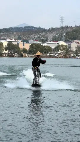 RUSH WAVE , Little brother here to teach surfing again, let's get high #rushwave  #Surfing #surfboard #electricsurfboard