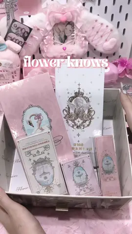 hoa biết để ngắm 😞 #makeup #flowerknows #hoabiet #unboxing #fyp #xh 