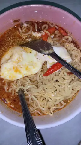 Mie instan 😄 