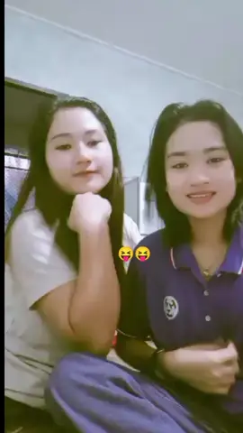 ရုပ်ဆိုးလို့ သည်းခံ ပြီး ချစ်ပေးပါ နော် ☺☺☺