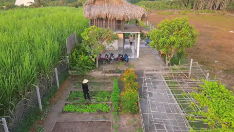 Về quê nv cubg ổn chứ bộ 