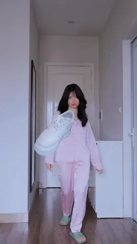 Hướng dẫn quay Outfit transition video đơn giản miễn phí trên điện thoại #videoideas #edit #transition #editingtutorial #videoviral #editingtips #tutorial #capcut 
