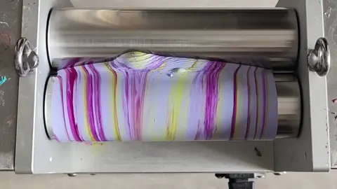 Watching all the colors mixing together is so satisfying #fyp #relaxing #satisfying #guessthecolor #dutewithme 