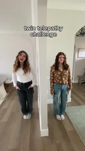 Do you think we could be twins?👯‍♀️