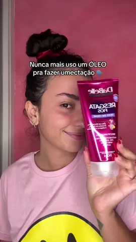 Vocês já usaram esse óleo em creme da DaBelle? Achei genial! Muito mais fácil de passar no cabelo para fazer umectação 🩷  #cachos #cabelocacheado #cacheada #hair #curvatura #finalização #finalizaçãocacheada 