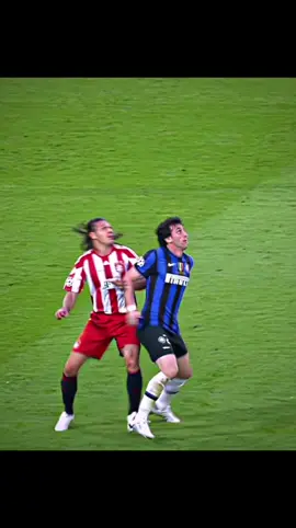 @AI football @FₒₒₜBₐₗₗ  دييغو ميليتو .. انت متعبهم أنت محيرهم 🔥💙🖤 🇮🇹🏆 #دييغو_ميليتو #انتر_ميلان #دوري_أبطال_أوروبا #بايرن_ميونيخ #diego_milito #inter #championsleague