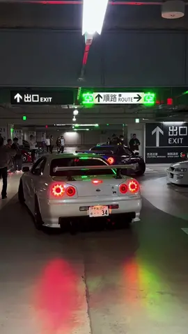 Underground meet in Tokyo 🎌                                               #carmeet #jdm #japan #carculture #carguy #cargirl #gtr #supra #skyline #rx7 #jdmcars #tokyo #fastandfurious 