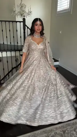 With the beautiful @JustRutmila  #pakistanimakeup #bengalimakeup #bridalmakeup #bridalhair #receptionmakeup #bridalglam #torontomua #torontomakeupartist 