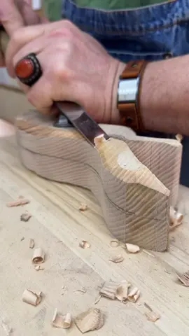 Tilki #galipagirkaya #workshop #ahşapoymadersi #ahşapoymakursu #woodworking #woodsculpture #sculpture #woodcraft #craft #woodcarver #woodcarving #desing #wood #woodart #woodworker #ahşapoyma 