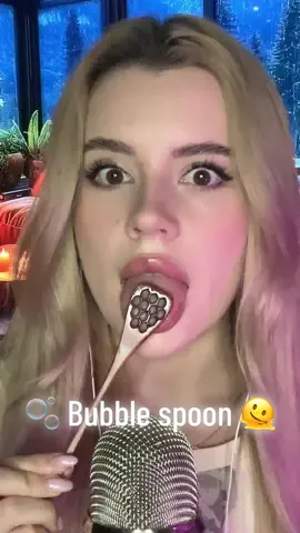 Bubble sound?😱 #asmr #asmrsounds 