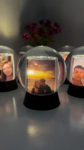 Imagina ter um globo de neve igual dos filmes?!🥹 #viralvideo #empreendedorismo #presentesparanamorado #presentespersonalizados #empreendedorismofeminino #foryou #fy 