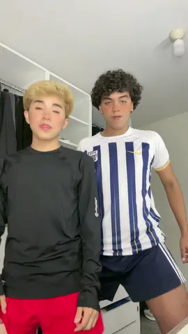 La relación con tu ex mejora cuandi colaboran en x😧 jaja vayan a ver el video en mi ig: @daelcontreras.// disponible hasta pasado mañanaaaa