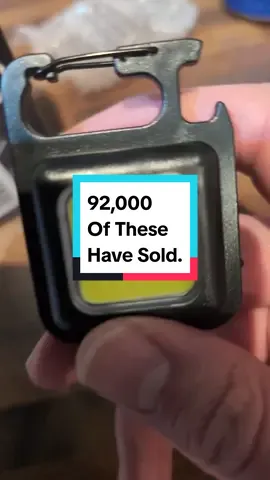 #tiktokmademebuyit #usblight #bargainshopping #keychainlight 