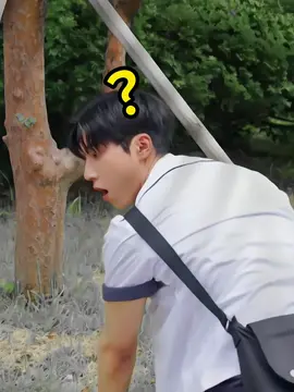 Poor Taeyi, he lost his Boy Friend to his Boyfriend 🤣 He's invisible 🫥 #jazzfortwo #jeehogeun #jinkwon #hangyeom #koreanbl #blkorea #kbldrama 