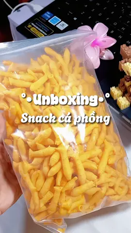 Snack cá phồng cay giòn ngon lém🌷✨️ #snack #xhtiktok #viralvideo #foryoupage #fyp  #xuhuong 