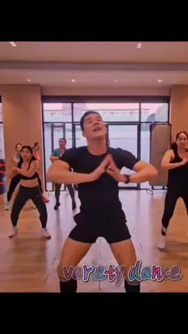 สายแดนซ์ ห้ามพลาด กับ คลาส variety Dance ที่ Apluslifefitness #Apluslifefitness #เทรนเนอร์ #ฟิตเนสชลบุรี #ชลบุรี #Fitness #ลําใยไหทองคํา #เต้น #แดนซ์มันๆ 