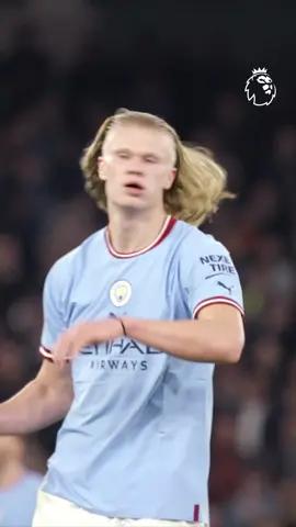 When Haaland let his hair down against Arsenal 💇‍♂️ #PremierLeague #ManCity