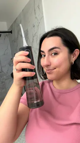 LIMPIADOR DE DENTAL CON AGUA A PRESION #cleaning #SelfCare #routine #nightroutine #momlife #clean #viralvideo 