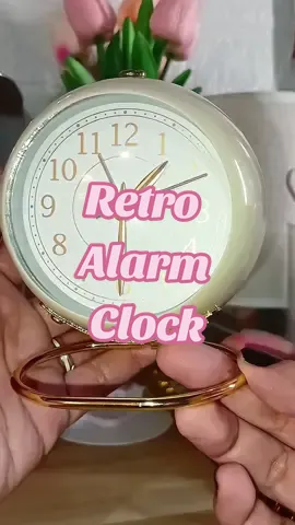 Replying to @ginnieyou Hello super late but here na po ang Retro Alarm Clock 🌷 #retroclock #clock #analogclock #desktopclock 