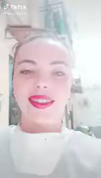 Ma voi QUANTI ANNI MI DARESTIVO .. O AVREBBI DATO !! 😂😂😂