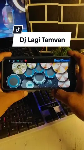 Sunggu ketampanan ini benar benar menyiksaku 🫨🤣 Dj Lagi Tamvan X Breakfunk #realdrum #lagitamvan #viral #fyp 