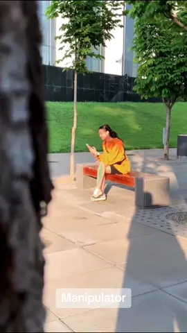 Viens PV si tu veux savoir comment j’ai eu son insta 🙄 #trend #message #trendmessages #filletrain #fillemetro #metro 