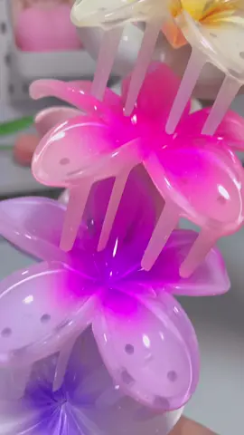 Kẹp tóc hoa sứ nè #keptoc #kephoasu #keptochoasu #unboxing #fyp #xuhuong #viral 