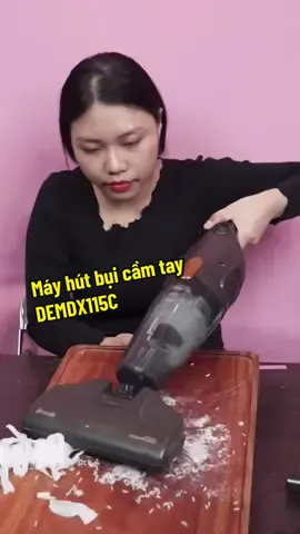 Máy hút bụi cầm tay DEMDX115C #mayhutbui #mayhutbuicamtay #hutbuigiuongnem #LearnOnTikTok #xuhuong 