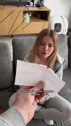 Sympa ce petit resto-terrasse 👌🏻 #couple #humour 