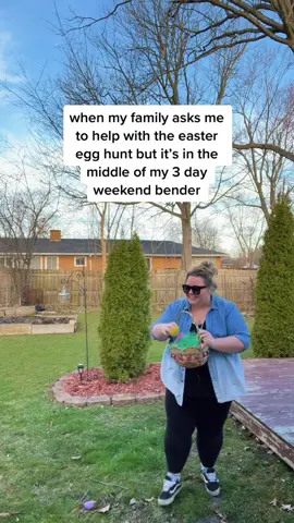 Aunt Ash’s annual hunt for high noons 🐰                                                 #mood #party #easteregghunt #eastereggs #family #repost #drinking #weekend #comedy #relatable #foryou 