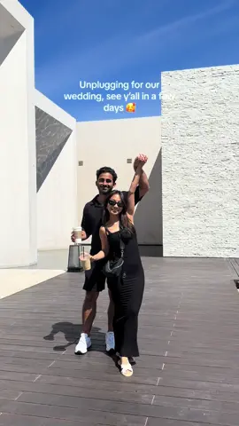 WE OUTTT HEREEEE!! Going to focus on being present for this wedding week, will update in a few days! 😘✨🫶🏼 #weddingday #weddingtiktok #bride2024 #cabowedding #nobuwedding #destinationwedding 