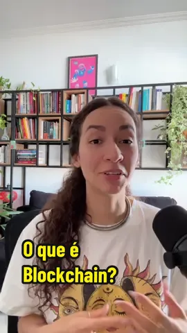 Blockchain explicado em poucas palavras. Se quiser entender mais detalhadamente, na última newsletter expliquei como as transações são armazenadas e como os dados da rede são distribuídos. link: criptada.substack.com