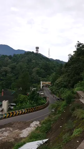 SW puncak pass Bogor #mentahan #mentahanvideo #sw #puncakbogor #prank #pranktemen 