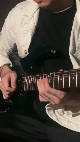 ทำไมแกใจร้ายจังอะ #เธอทําให้ฉันเสียใจ #cocktail #โอมค็อกเทล #electricguitar #fyp #cover #new @Chawchawaruch 