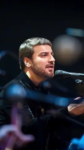 يارب العالمين الله الله صلي علي طه الأمين الله الله في كل وقت وحين الله الله Arabic excerpt of the evergreen ‘Hasbi Rabbi’ (video from a never-before-released live performance at the @roh_muscat). #samiyusuf  #evergreen #hasbirabbi  #حسبي_ربي #رمضان #Ramadan #musiclovers #musiclover #worldmusic #traditionalmusic 