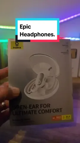 These headphones are incredibly well made and come with a 30 hour play time. #tiktokmademebuyit #baseus #baseusheadphones 