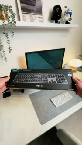 MX KEYS S Got the MX Keys S from @Logitech . You all know I love my MX Master Mouse so the MX keyboard was a must.  Key Facts ⬇️ ⌨️The MX Keys has a Laptop-like profile with spherically-dished keys which delivers a fast, fluid, precise and quieter typing experience ✅It is possible to create Smart Actions shortcuts to perform multiple actions with a single keystroke  💡Backlit keyboard keys light up as your hands approach and adapt to the environment 💻You can pair with up to 3 devices on nearly any operating system (Windows, macOS, Linux)  #logitech #keyboard #mxkeys #mxkeyss #clean #desk #desksetup #minimalism #productive #homeoffice #productivity #design #office #productreview